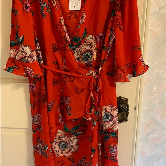 Wrap Dress - Picture 2 of 4